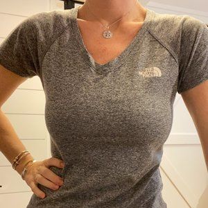 North Face - XS - Stretchy Workout shirt - Grey